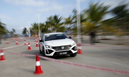 Peugeot 408 và những thứ 